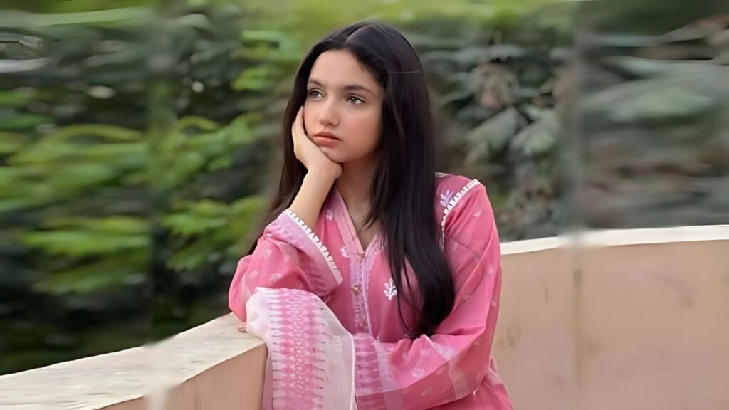 Pakistani Young Actress Aina Asif Statement About Namaz